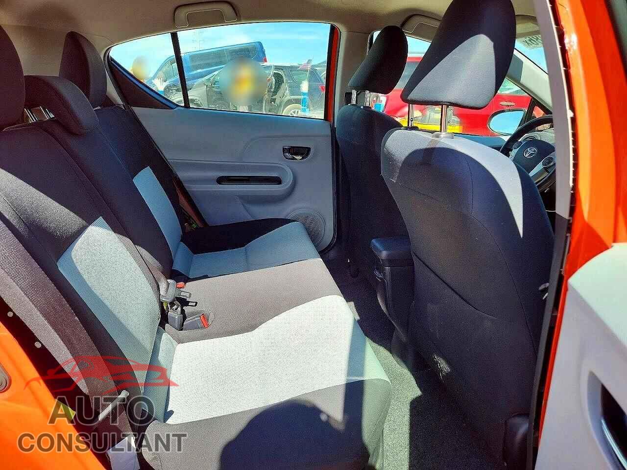 TOYOTA PRIUS 2013 - JTDKDTB39D1041636