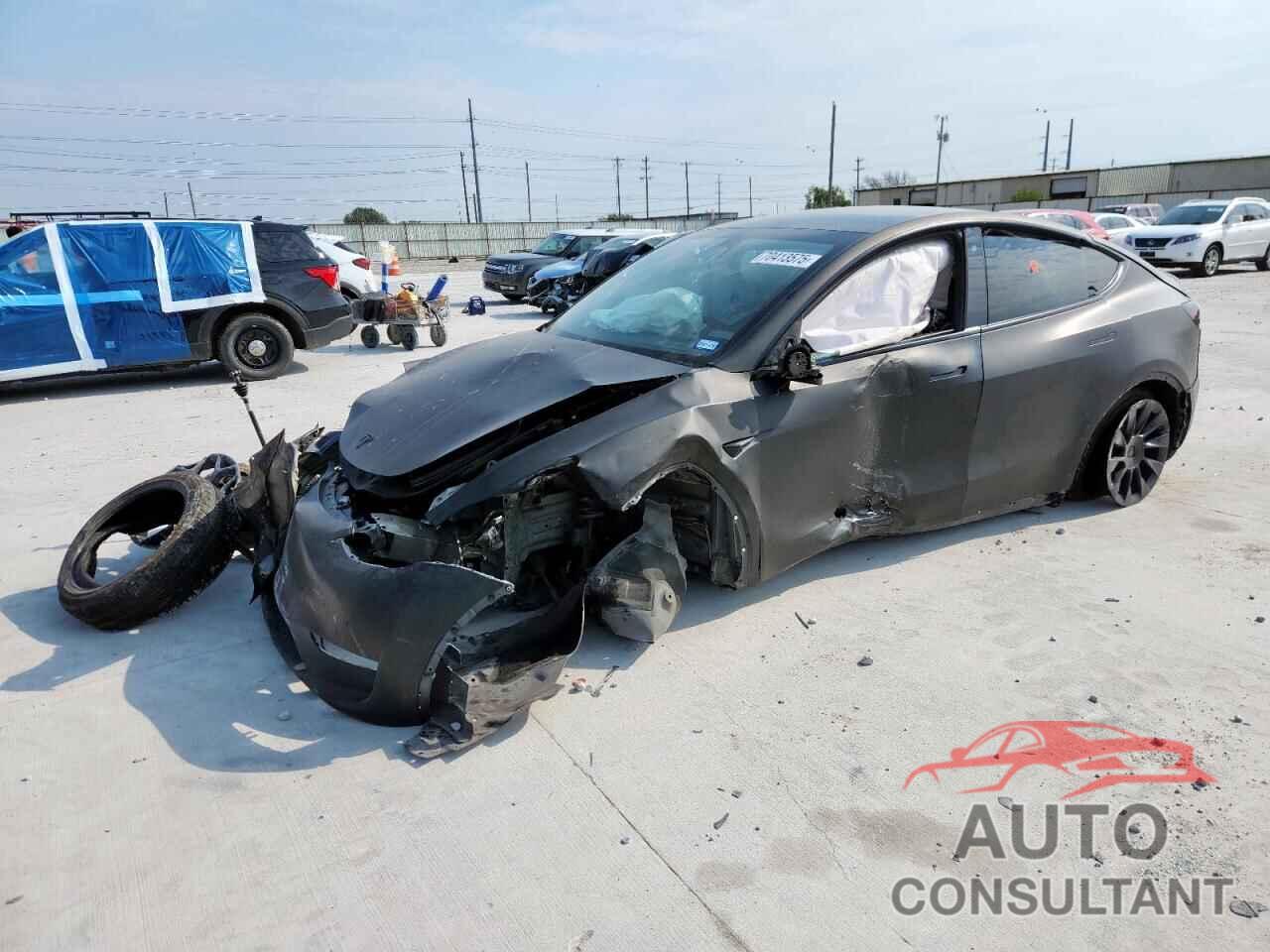 TESLA MODEL Y 2020 - 5YJYGDEE6LF010967