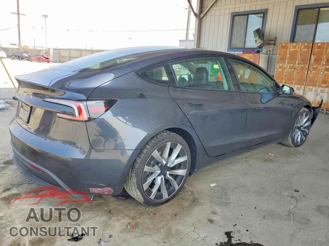 TESLA MODEL 3 2024 - 5YJ3E1EA3RF732420