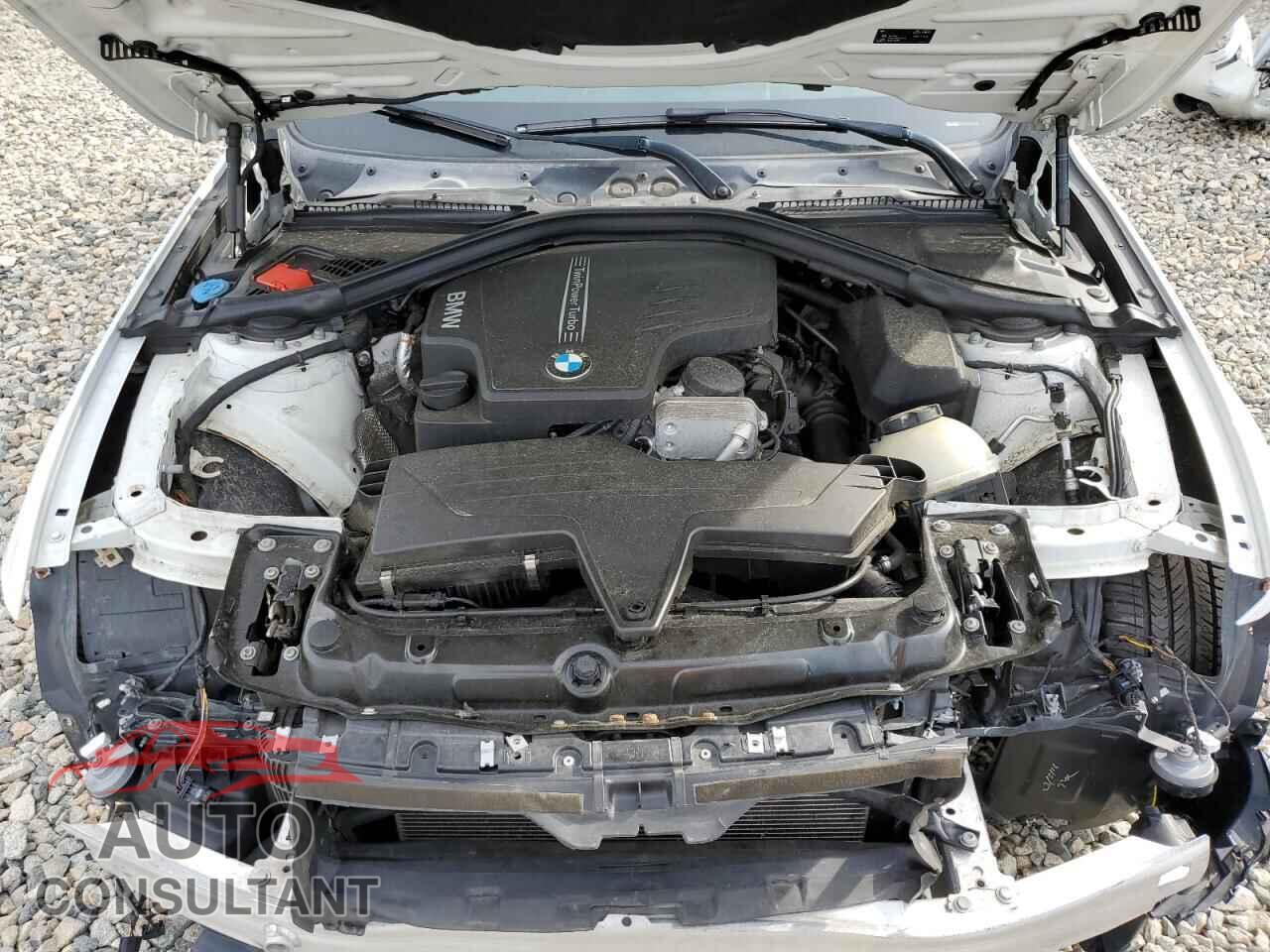 BMW 3 SERIES 2016 - WBA8E3G52GNU04533