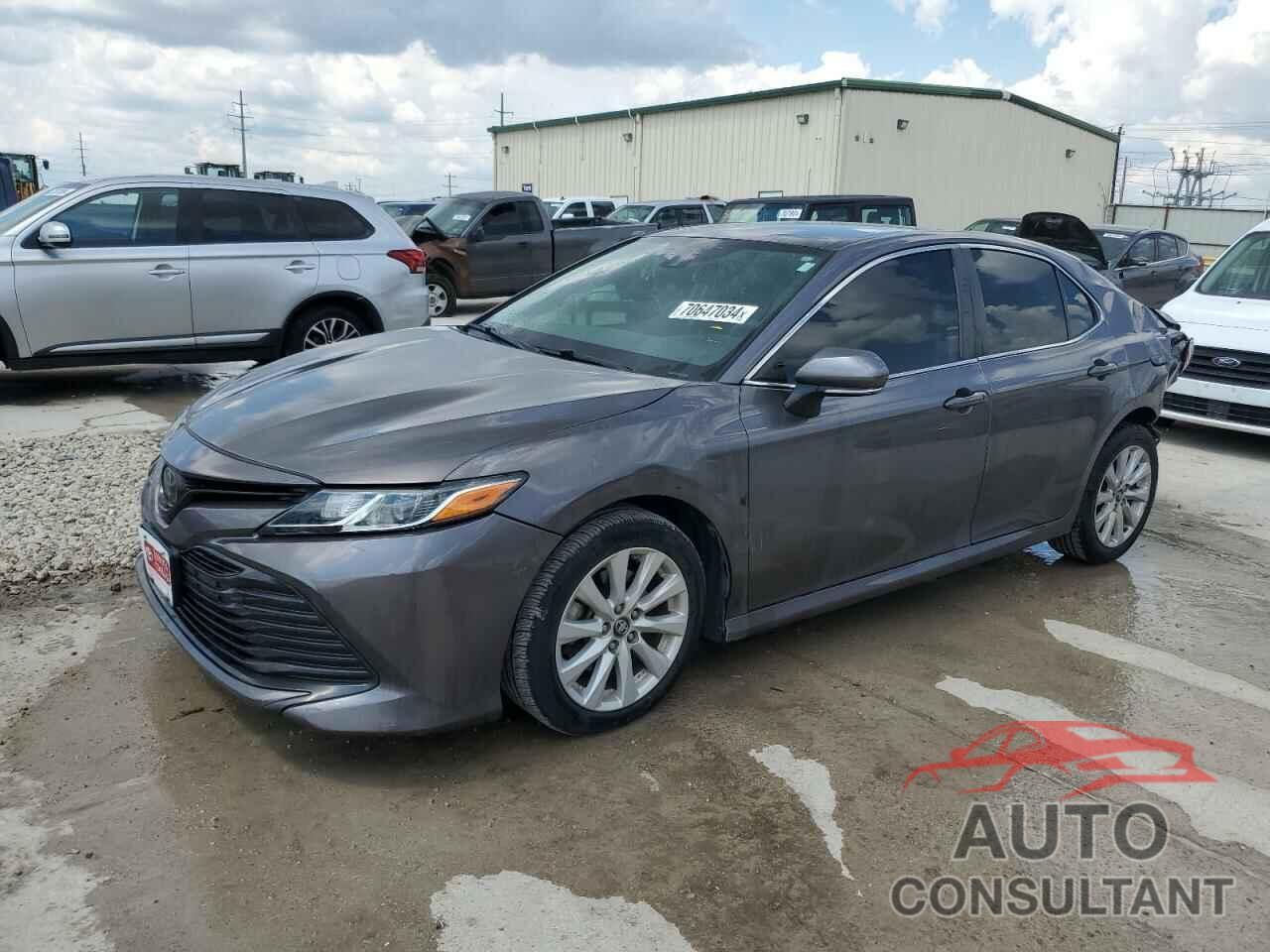 TOYOTA CAMRY 2019 - 4T1B11HK4KU750560