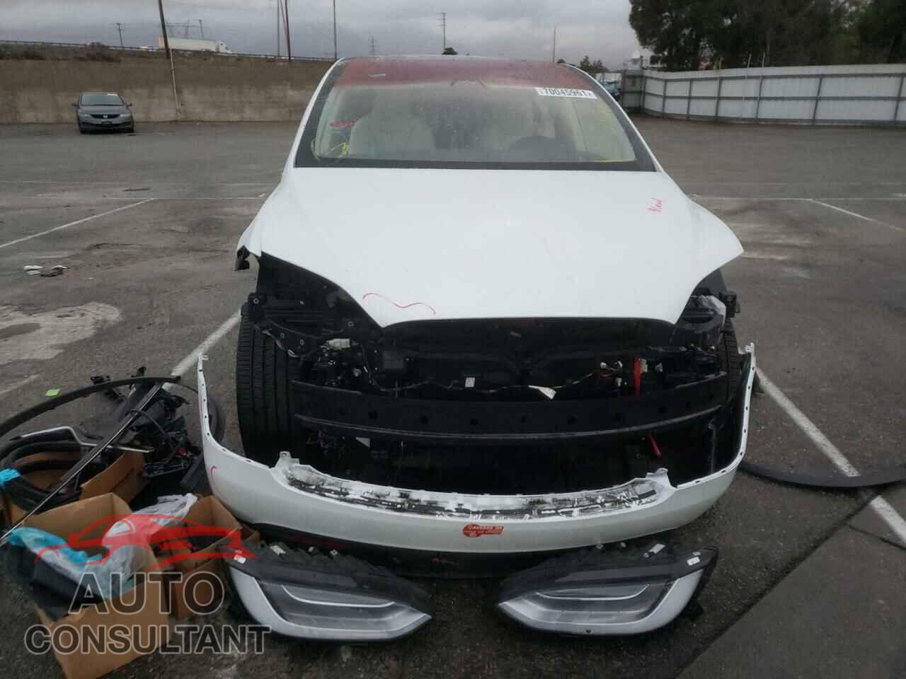 TESLA MODEL X 2018 - 5YJXCBE29JF089663