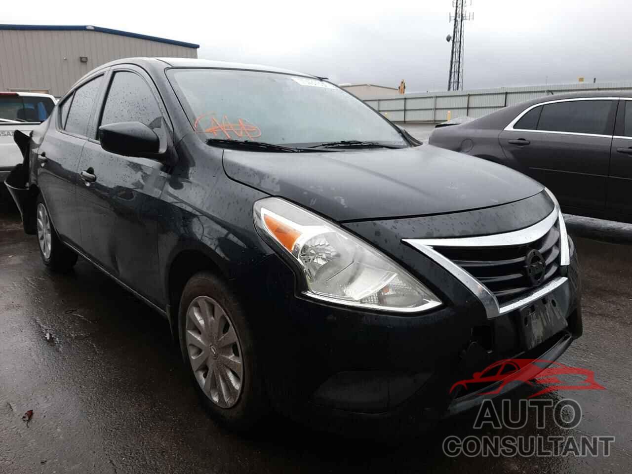 NISSAN VERSA 2017 - 3N1CN7AP4HL817783