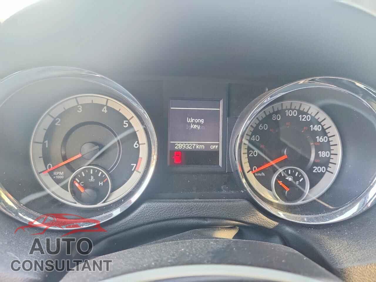 DODGE CARAVAN 2013 - 2C4RDGEG1DR573138