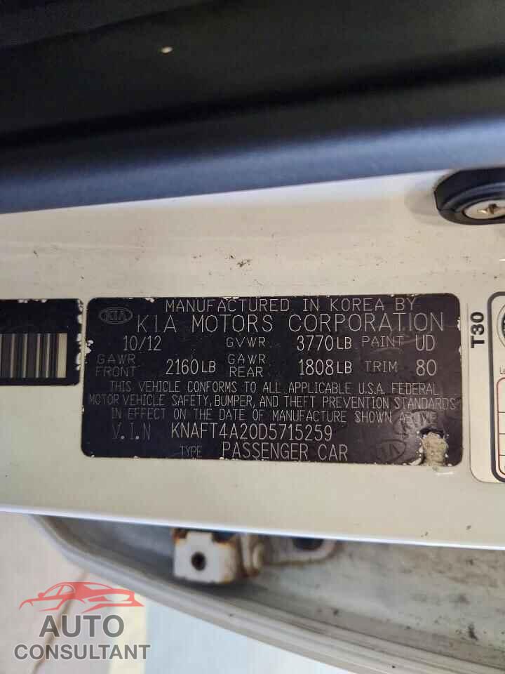 KIA FORTE 2013 - KNAFT4A20D5715259