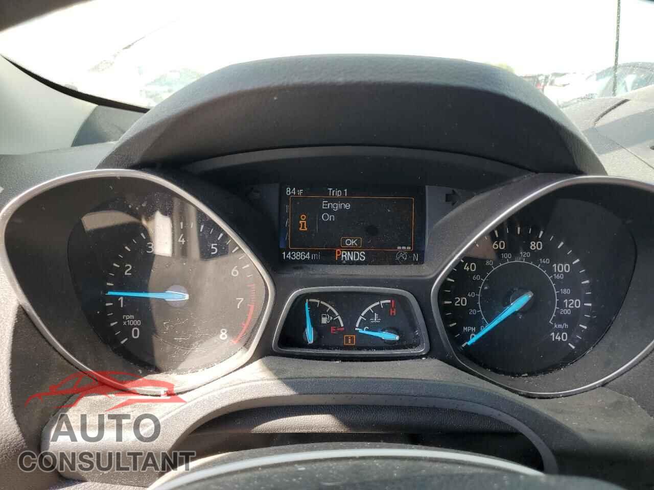FORD ESCAPE 2017 - 1FMCU9G92HUB41520