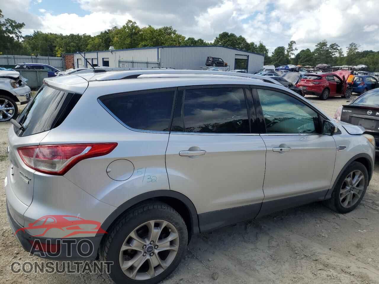 FORD ESCAPE 2014 - 1FMCU0J99EUE07860