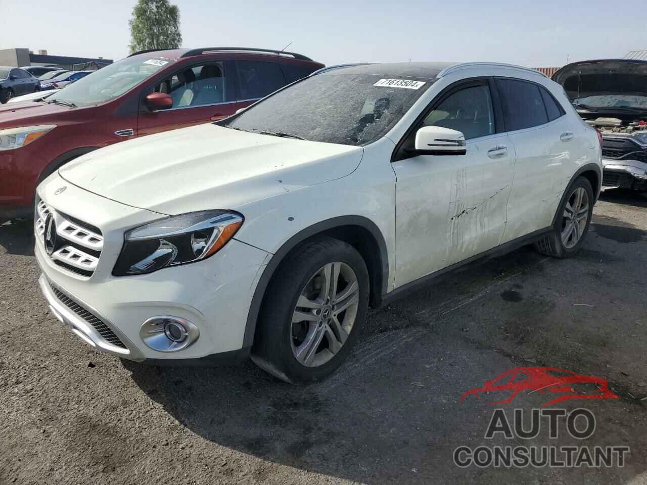 MERCEDES-BENZ GLA-CLASS 2018 - WDCTG4GB8JJ440089