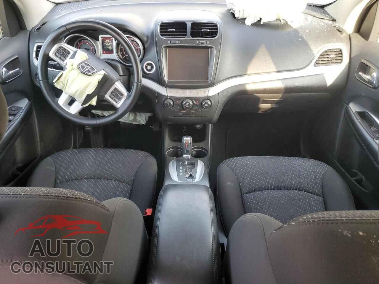 DODGE JOURNEY 2017 - 3C4PDCBG3HT684992