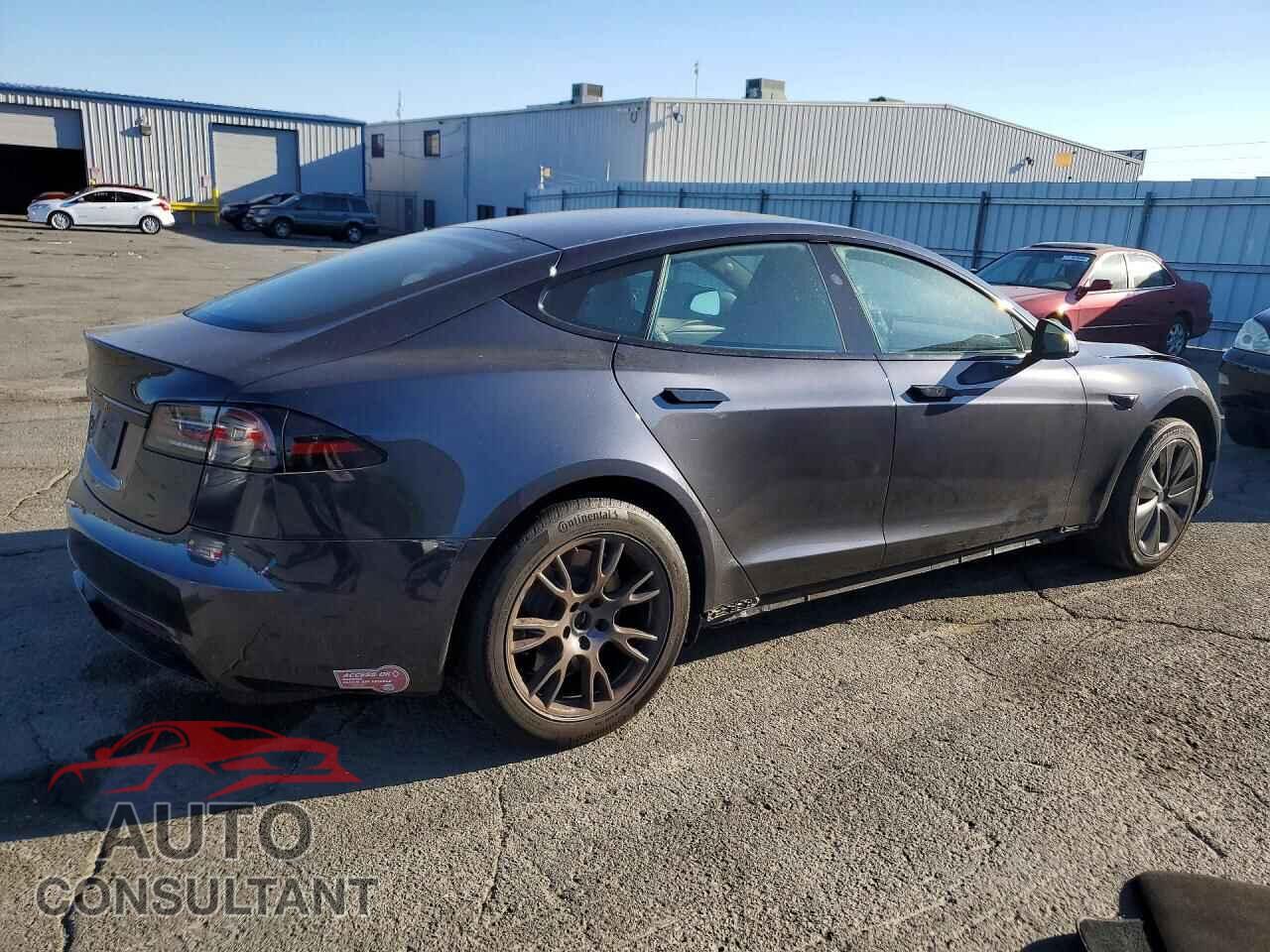 TESLA MODEL S 2023 - 5YJSA1E52PF529056