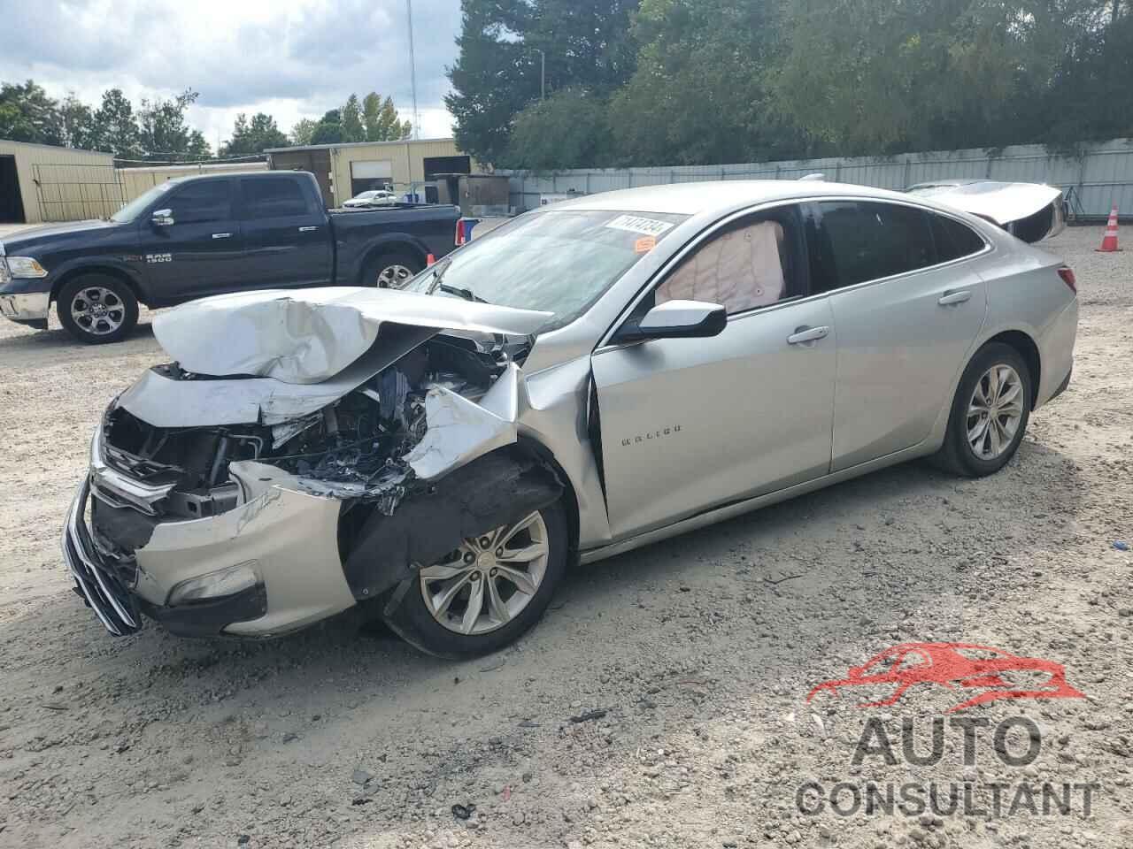CHEVROLET MALIBU 2019 - 1G1ZD5STXKF121739