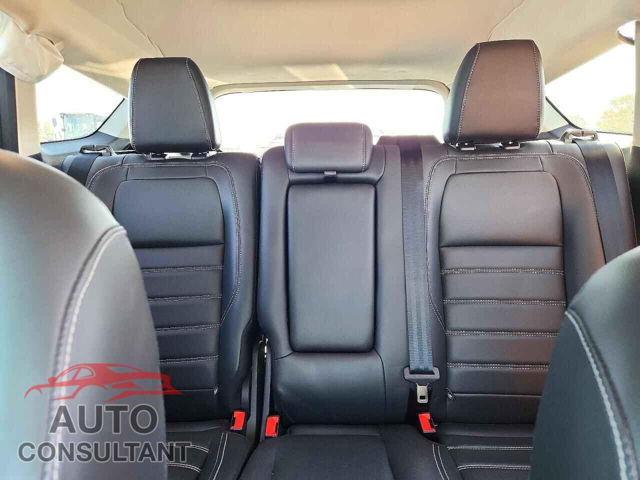 FORD ESCAPE 2019 - 1FMCU0HD7KUB53796