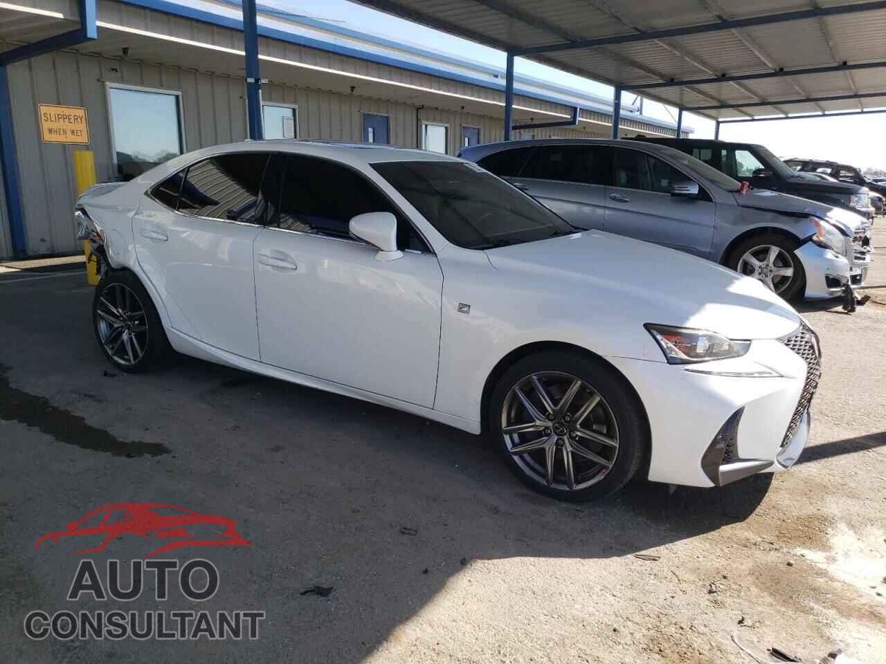 LEXUS IS 2017 - JTHBA1D21H5041371