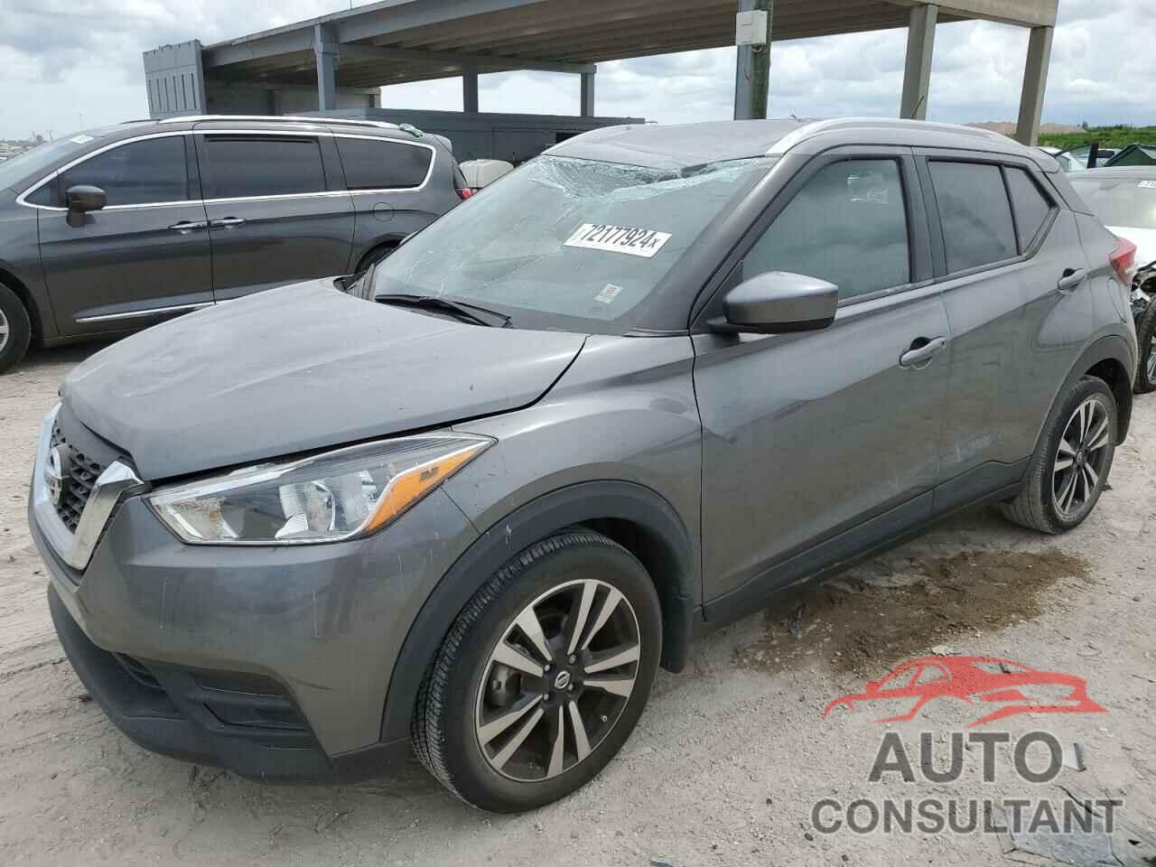 NISSAN KICKS 2018 - 3N1CP5CU6JL517136