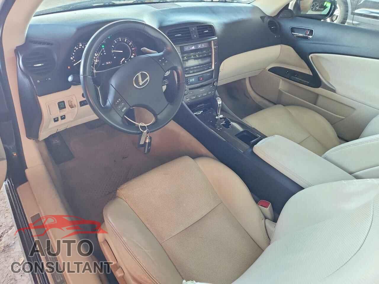 LEXUS IS 2010 - JTHFF2C23A2509036