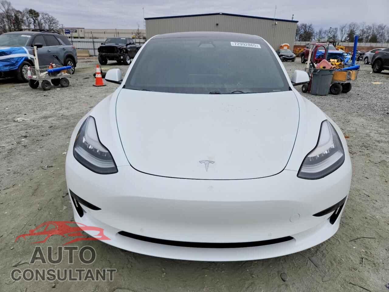 TESLA MODEL 3 2019 - 5YJ3E1EB0KF493360