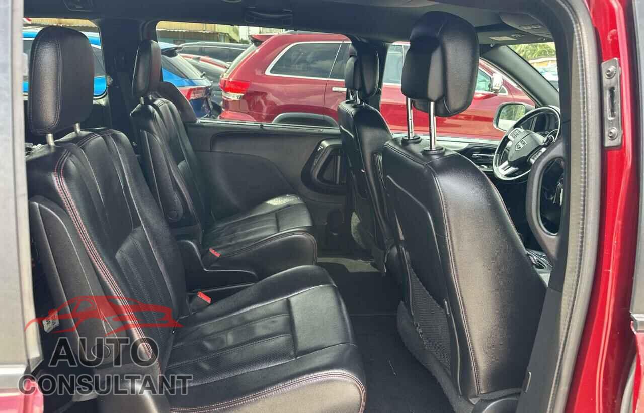 DODGE CARAVAN 2019 - 2C4RDGEG1KR709538