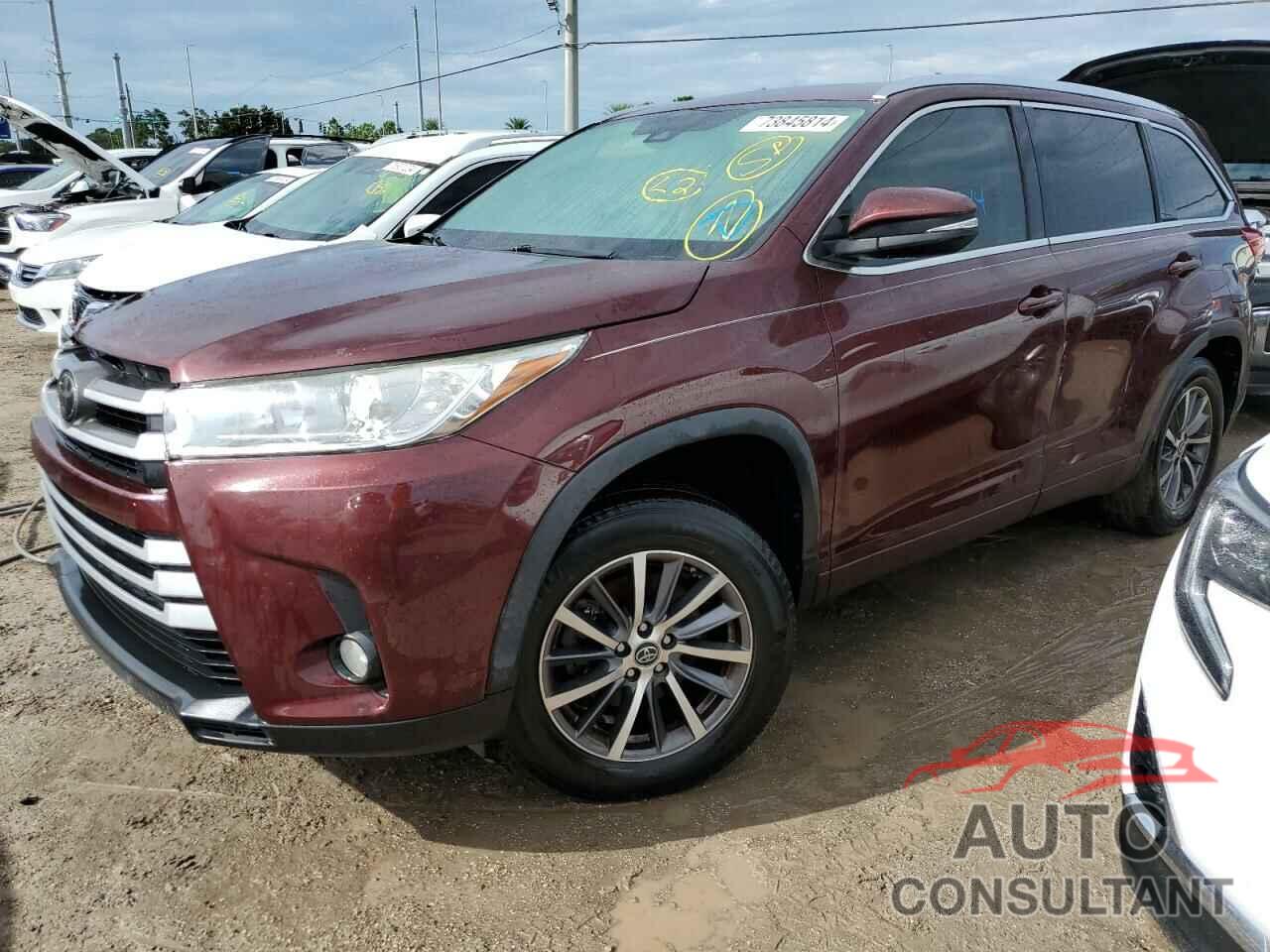 TOYOTA HIGHLANDER 2018 - 5TDKZRFH9JS286168