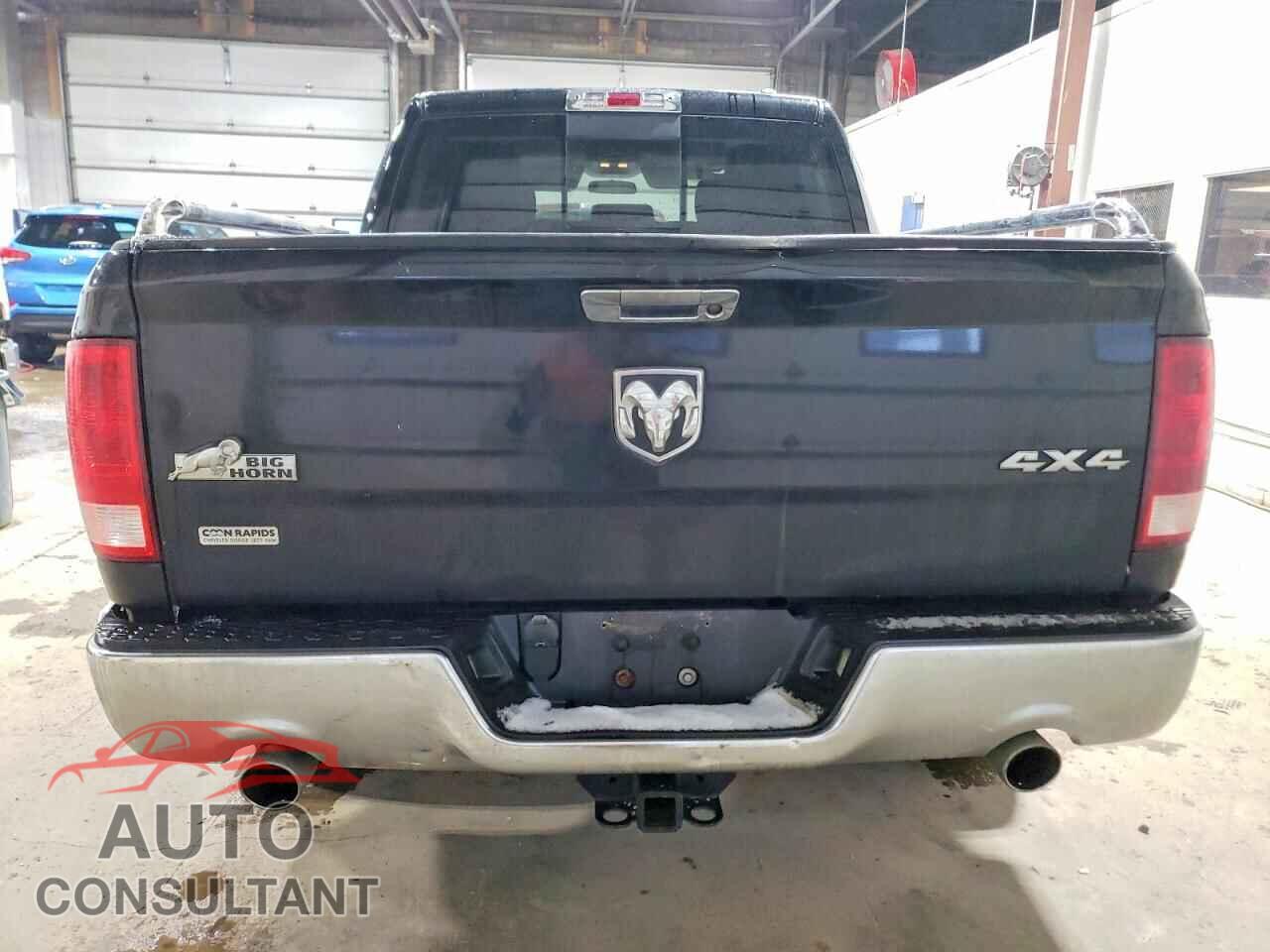 DODGE RAM 1500 2012 - 1C6RD7LT1CS178655