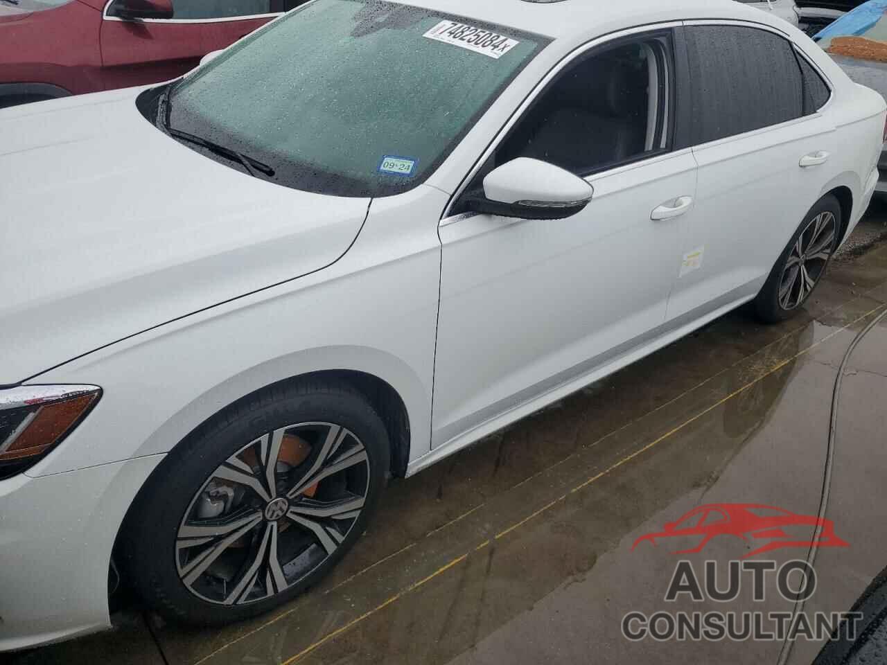 VOLKSWAGEN PASSAT 2021 - 1VWSA7A36MC016583