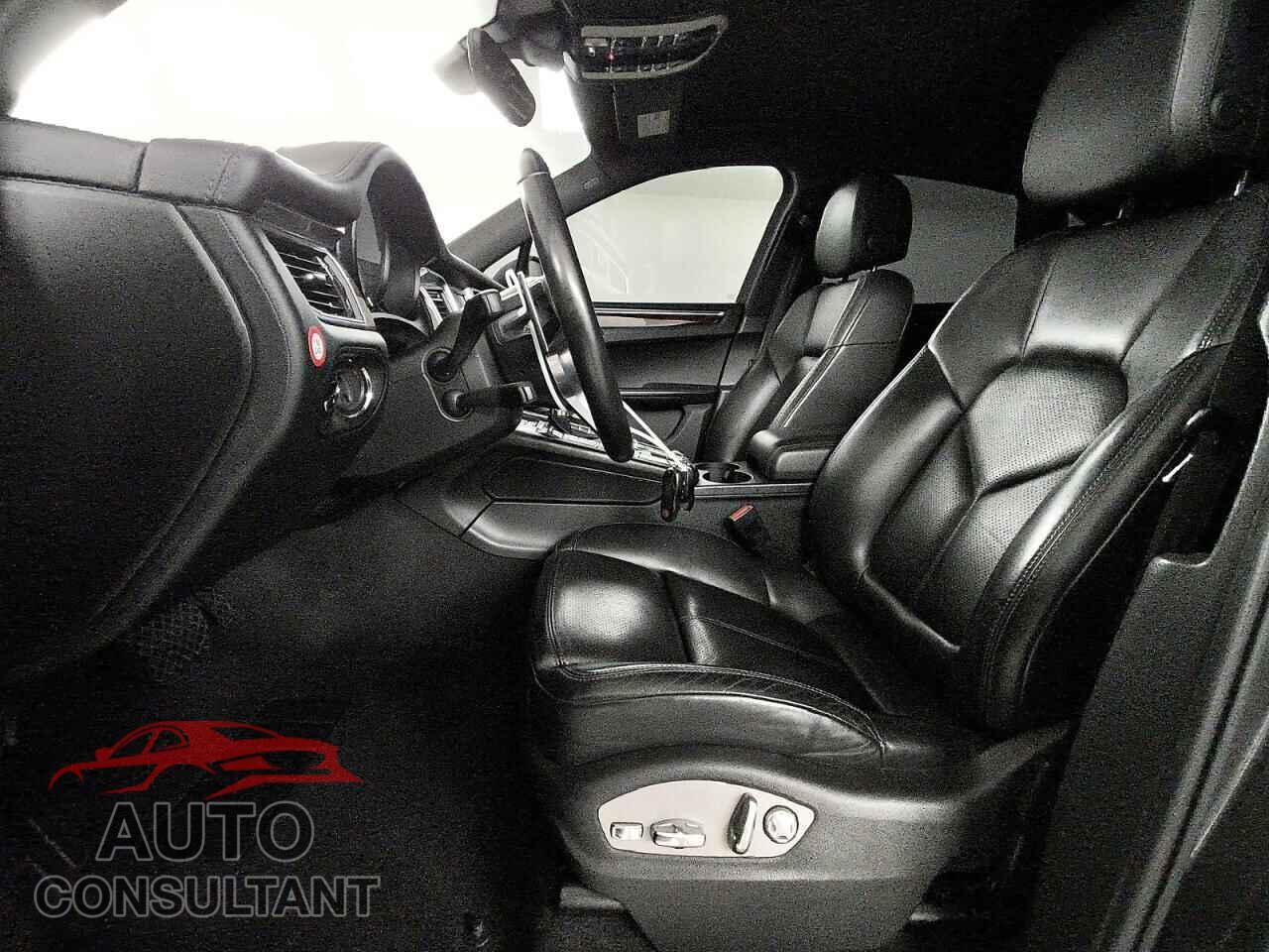 PORSCHE MACAN 2015 - WP1AB2A50FLB60146