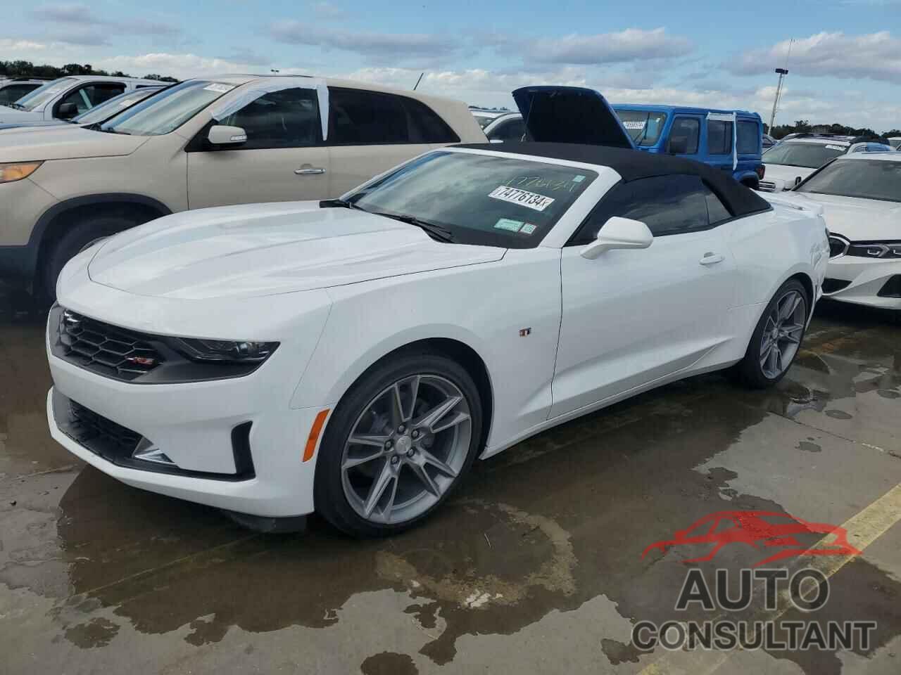 CHEVROLET CAMARO 2020 - 1G1FB3DS1L0145014