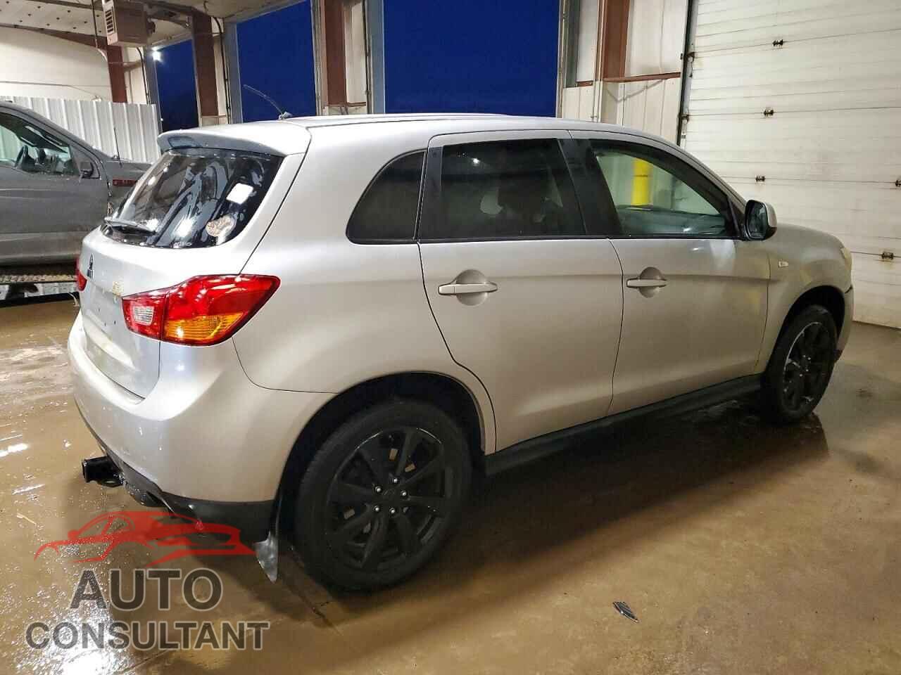 MITSUBISHI OUTLANDER 2014 - 4A4AR3AUXEE011636