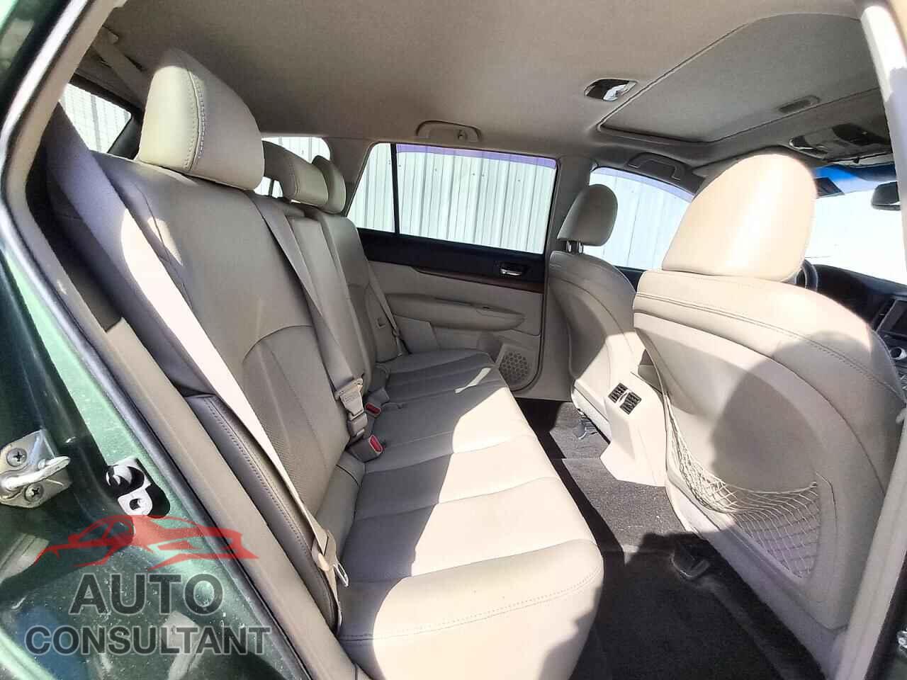 SUBARU OUTBACK 2013 - 4S4BRCLC2D3258736