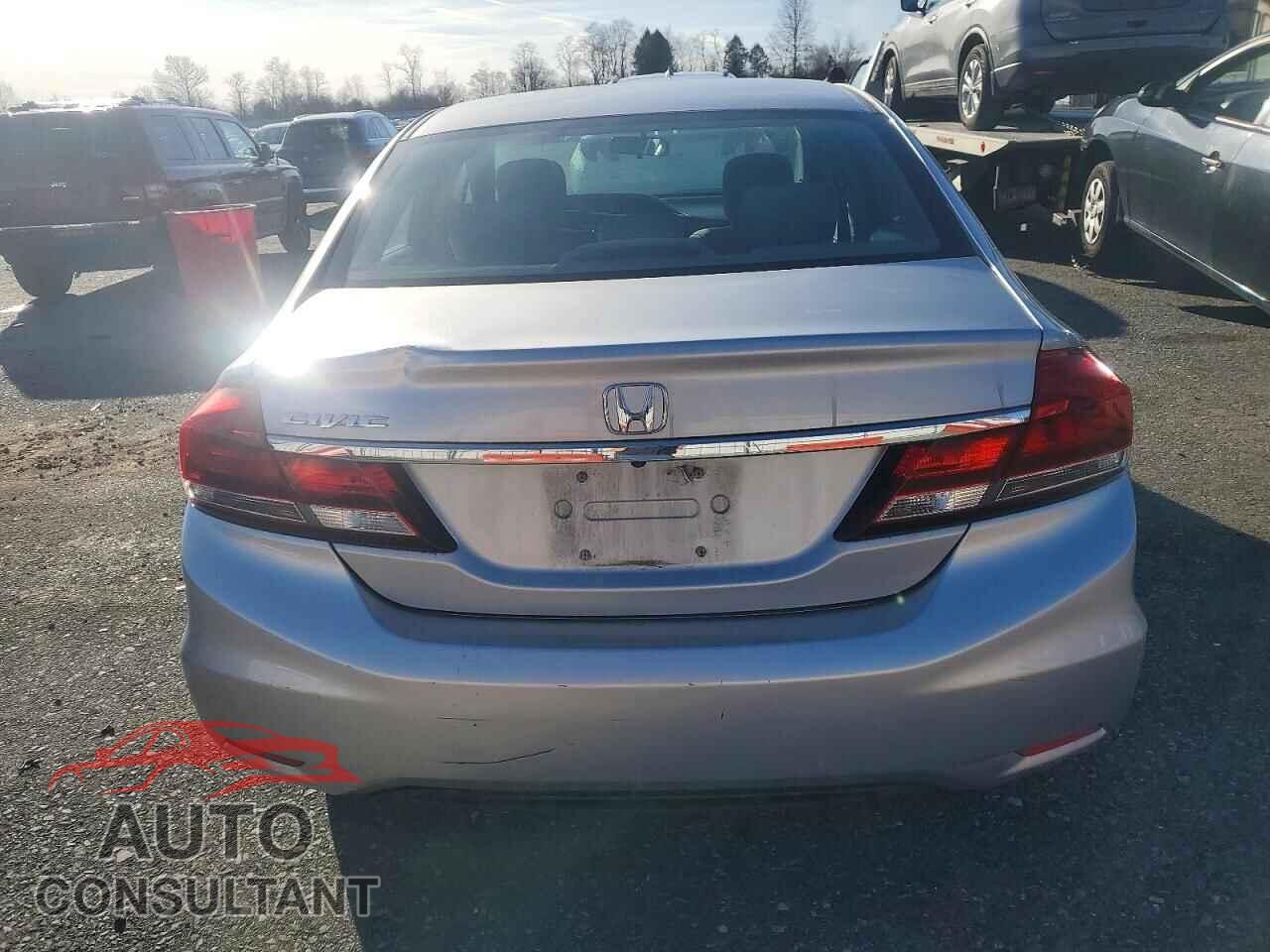 HONDA CIVIC 2015 - 19XFB2F87FE293392