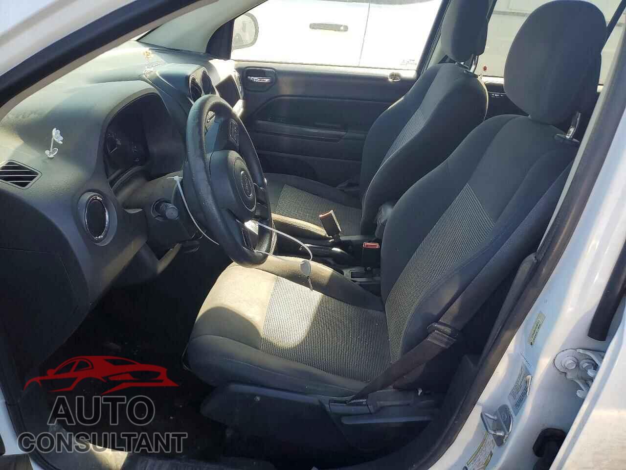 JEEP COMPASS 2016 - 1C4NJCBA4GD553733