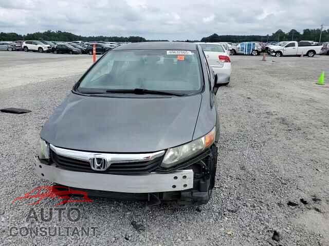 HONDA CIVIC 2012 - 2HGFB2F51CH327446