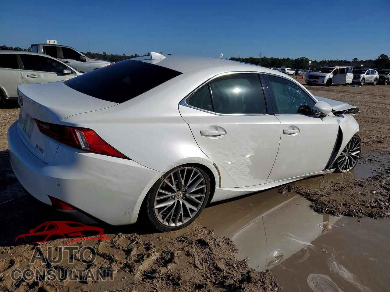 LEXUS IS 2014 - JTHBF1D2XE5042192