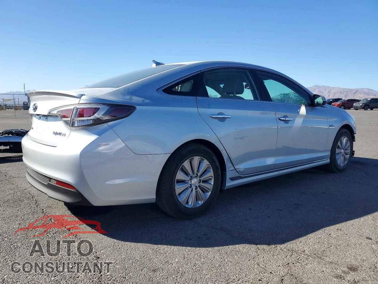 HYUNDAI SONATA 2017 - KMHE24L39HA061300