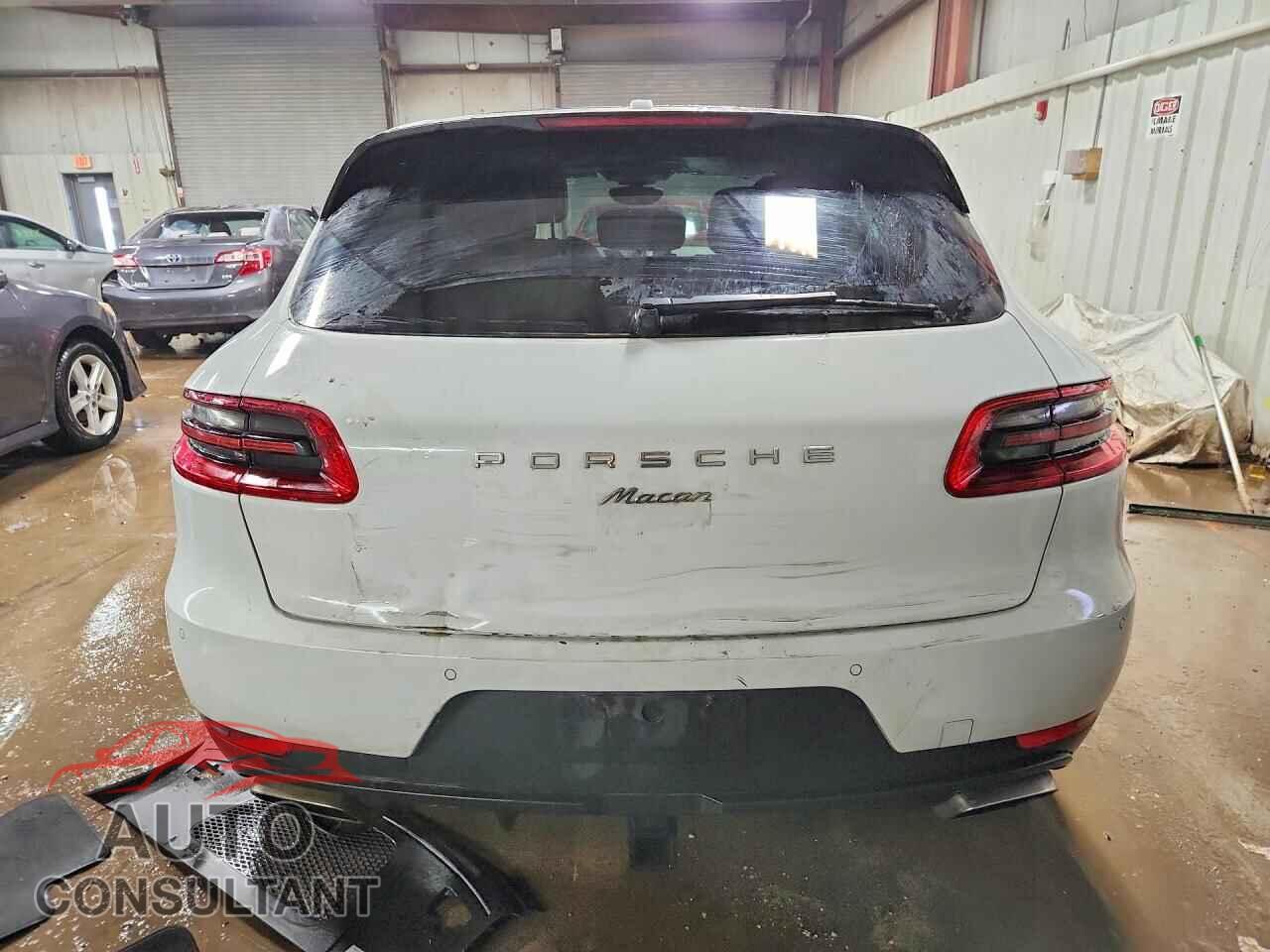 PORSCHE MACAN 2018 - WP1AA2A54JLB02553