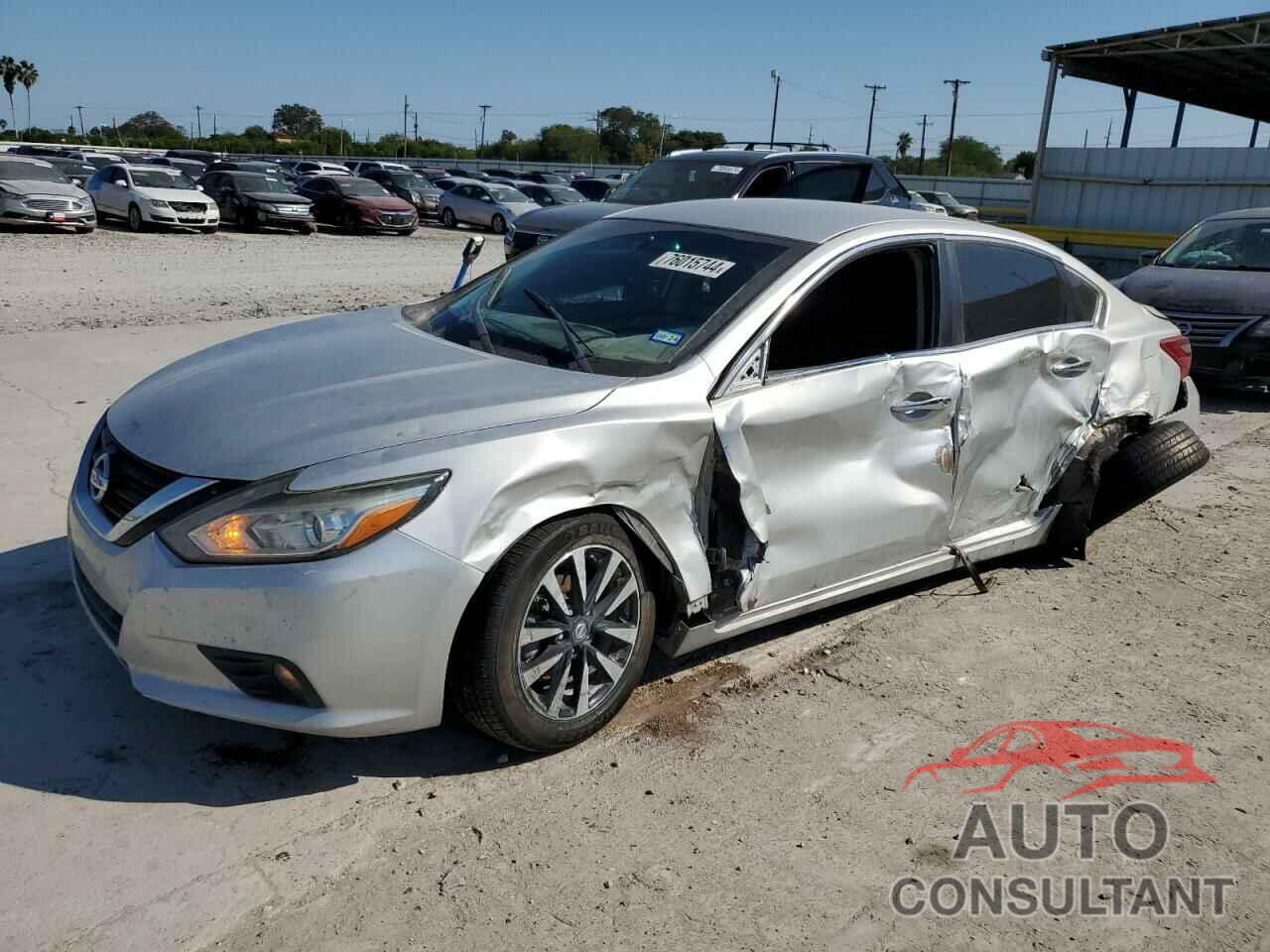 NISSAN ALTIMA 2018 - 1N4AL3AP0JC108830