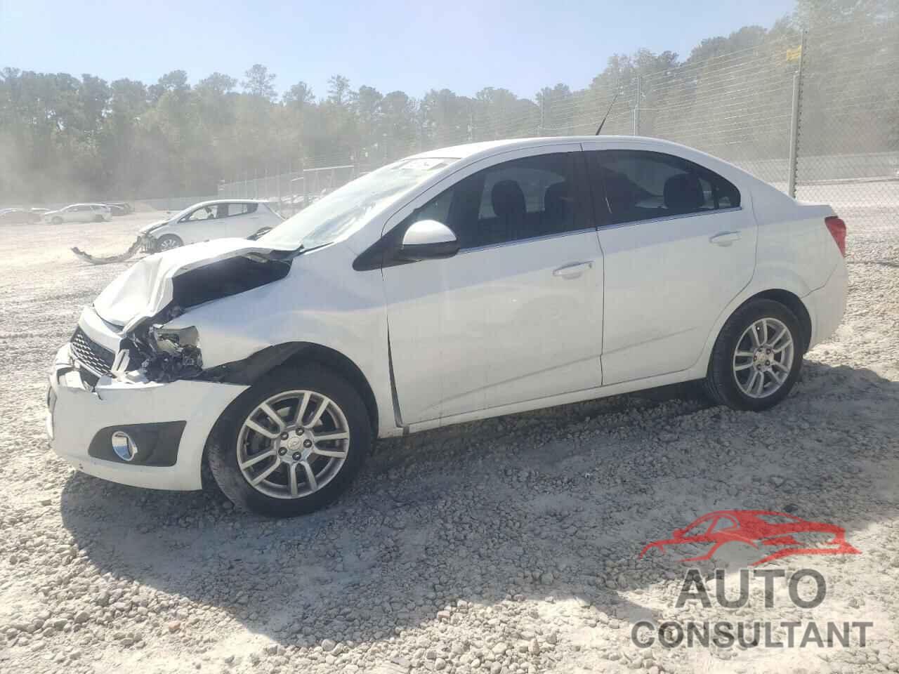CHEVROLET SONIC 2012 - 1G1JC5SH9C4189121