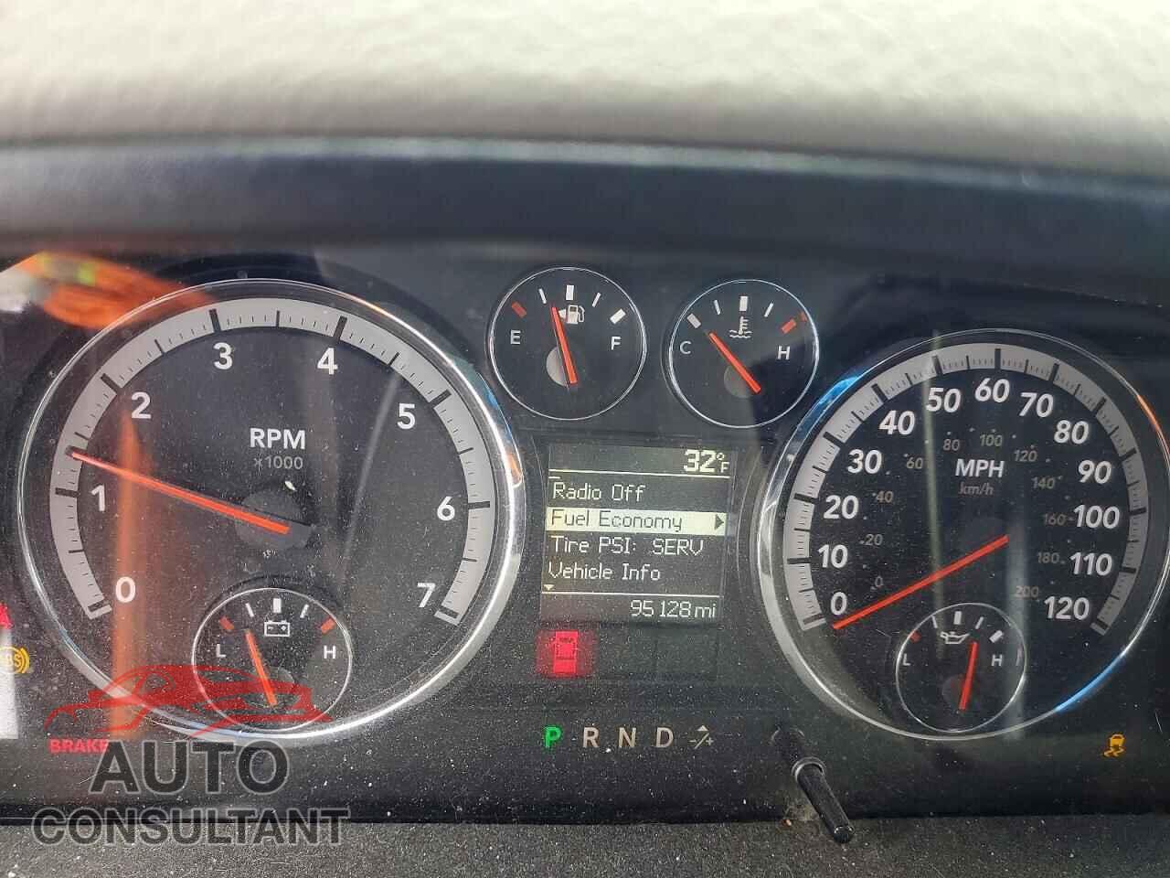 DODGE RAM 1500 2012 - 1C6RD7FT5CS140180