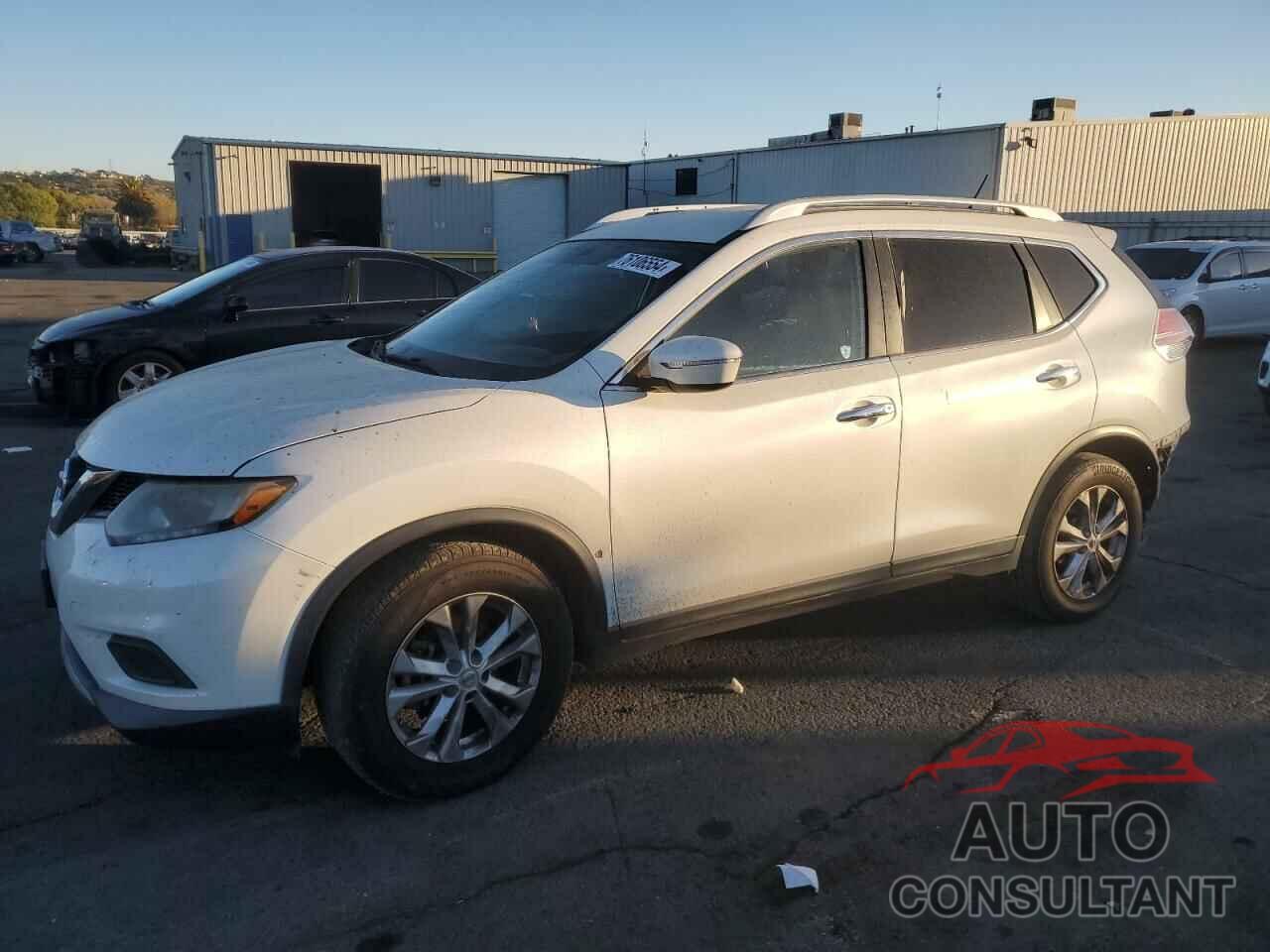 NISSAN ROGUE 2015 - KNMAT2MT0FP535650