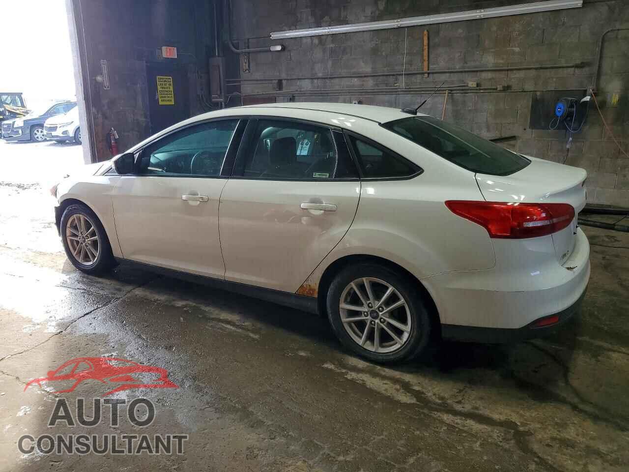 FORD FOCUS 2015 - 1FADP3F22FL383458