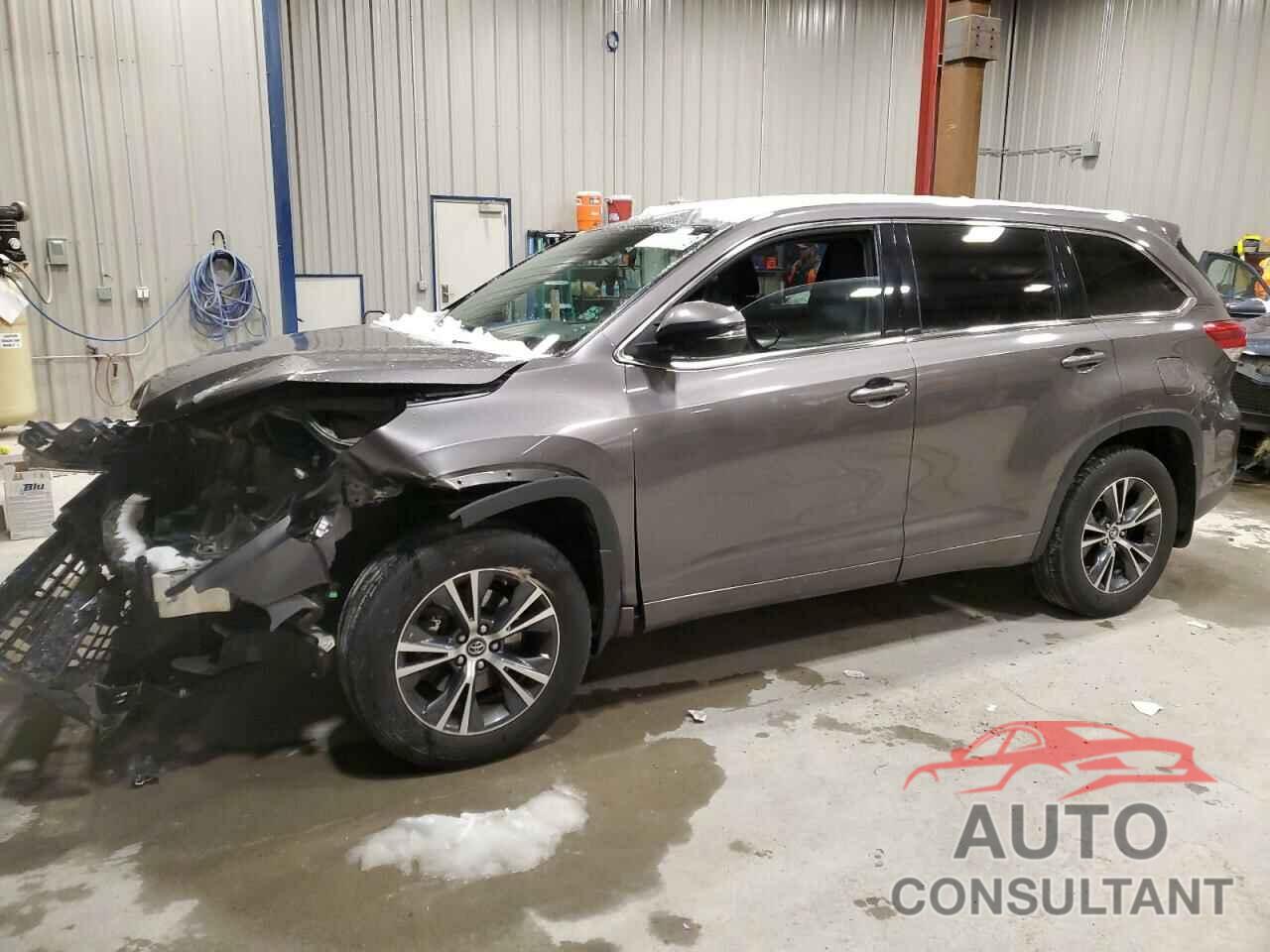 TOYOTA HIGHLANDER 2017 - 5TDBZRFH7HS401070