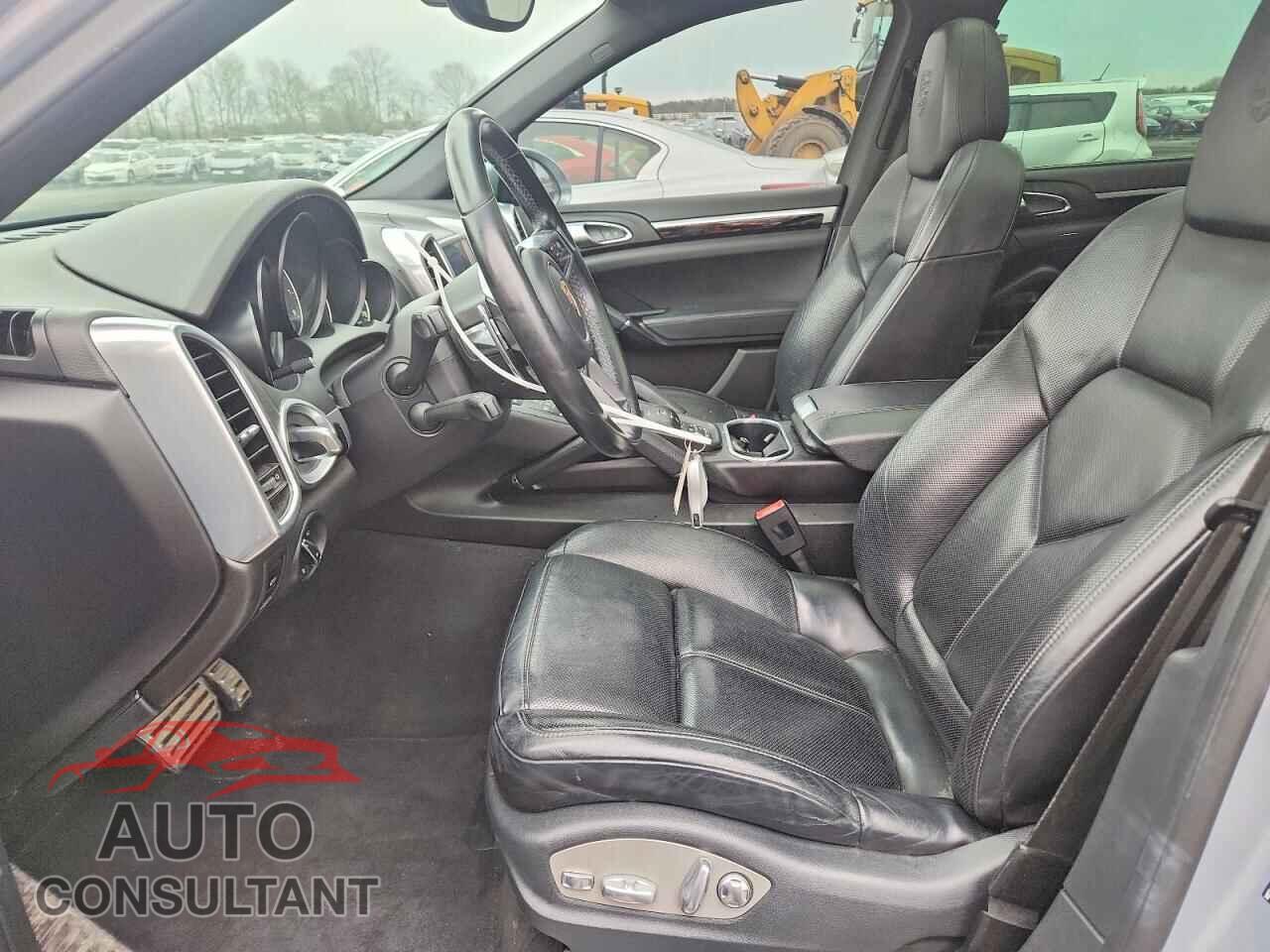 PORSCHE CAYENNE 2017 - WP1AE2A28HLA69447