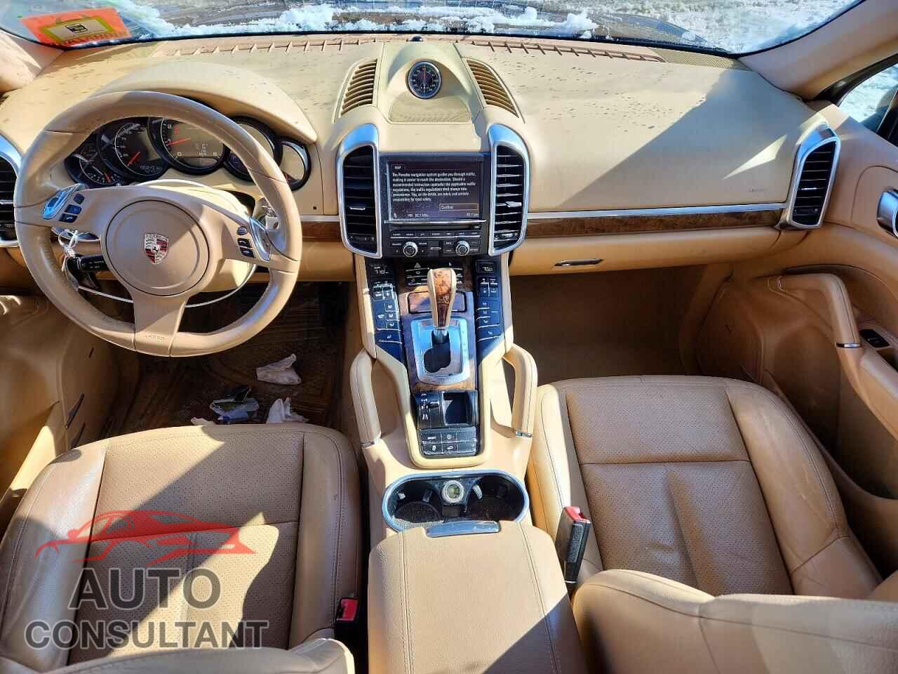 PORSCHE CAYENNE 2012 - WP1AA2A23CLA12531
