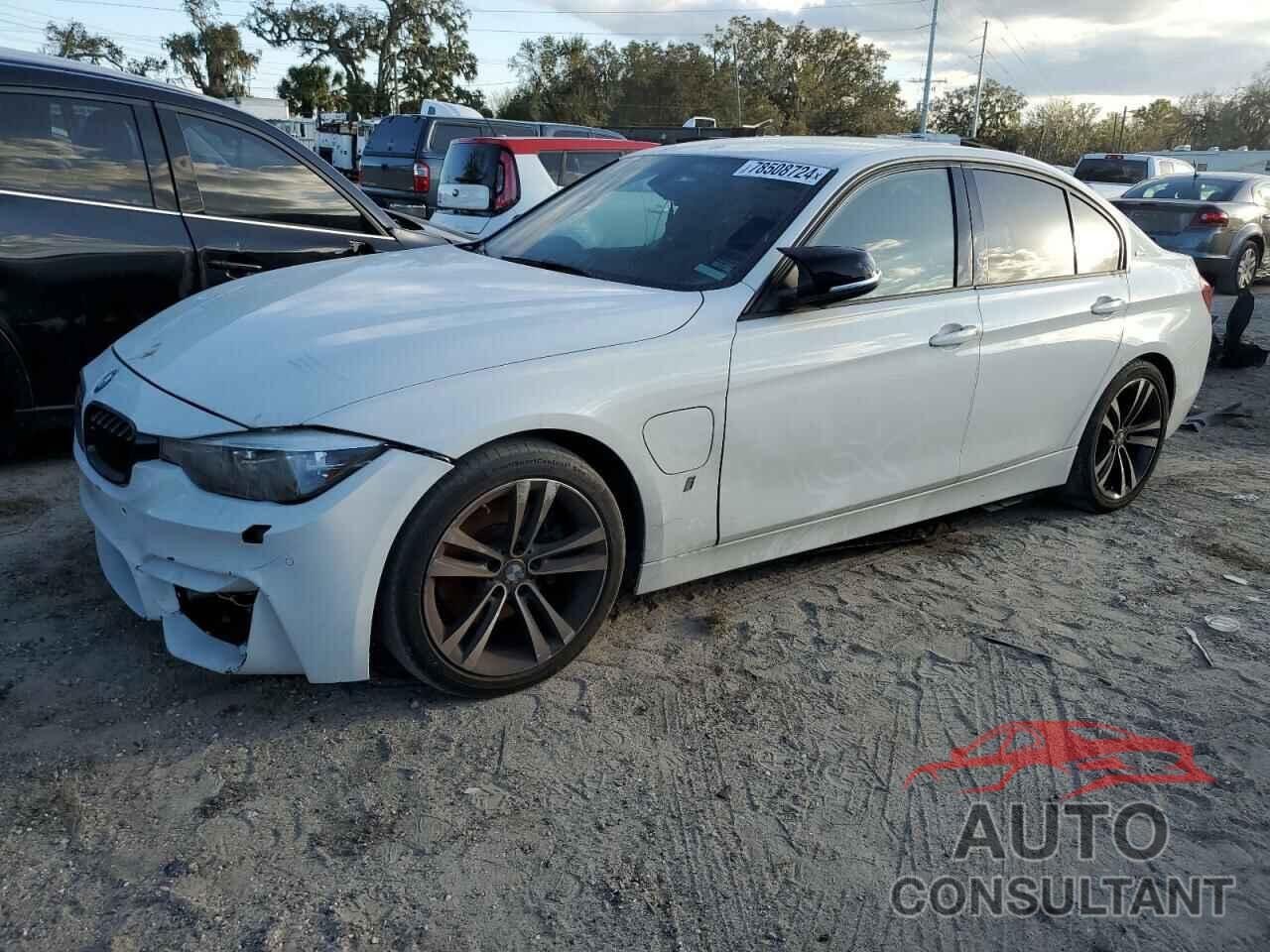 BMW 3 SERIES 2018 - WBA8E1C59JA180315