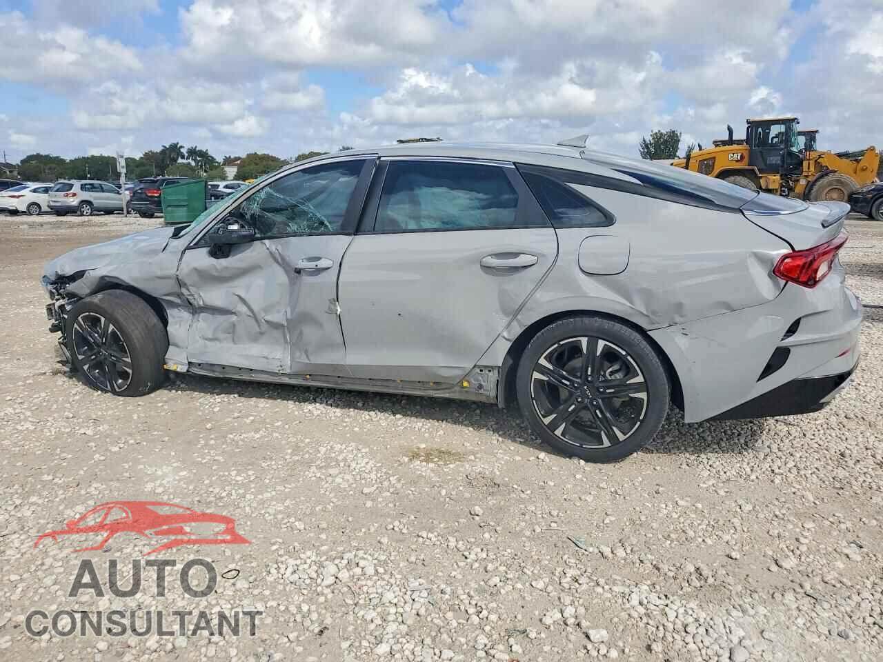 KIA K5 2024 - 5XXG64J20RG235269