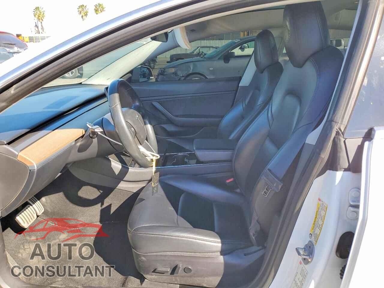 TESLA MODEL 3 2018 - 5YJ3E1EB6JF148428