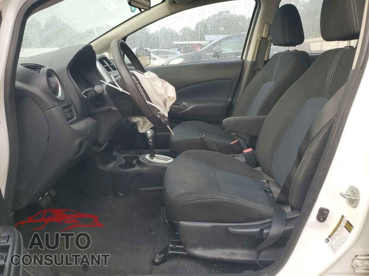 NISSAN VERSA 2019 - 3N1CE2CP3KL365980