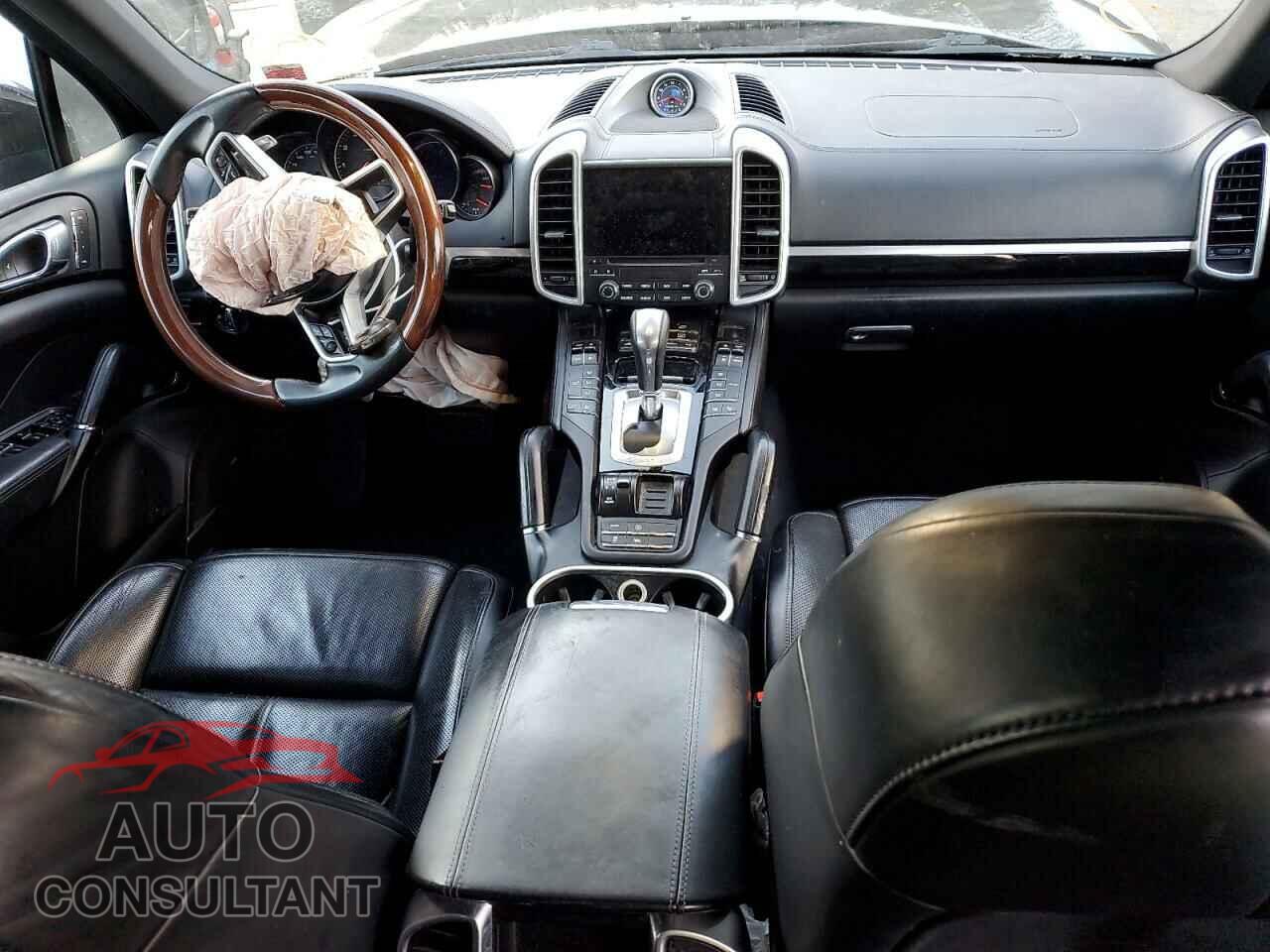 PORSCHE CAYENNE 2017 - WP1AA2A20HKA87474