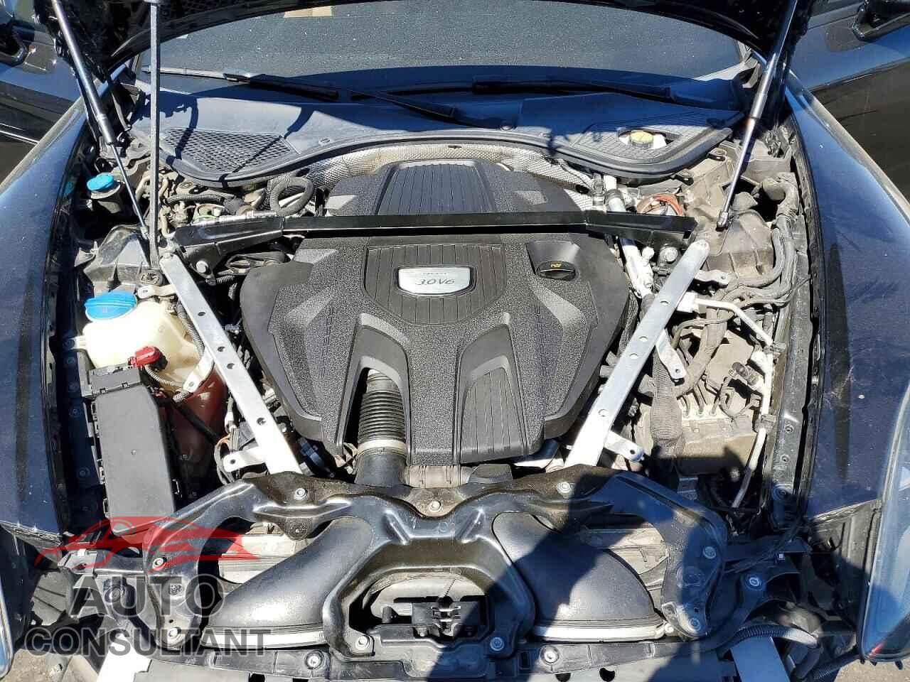 PORSCHE PANAMERA 2017 - WP0AA2A74HL101027