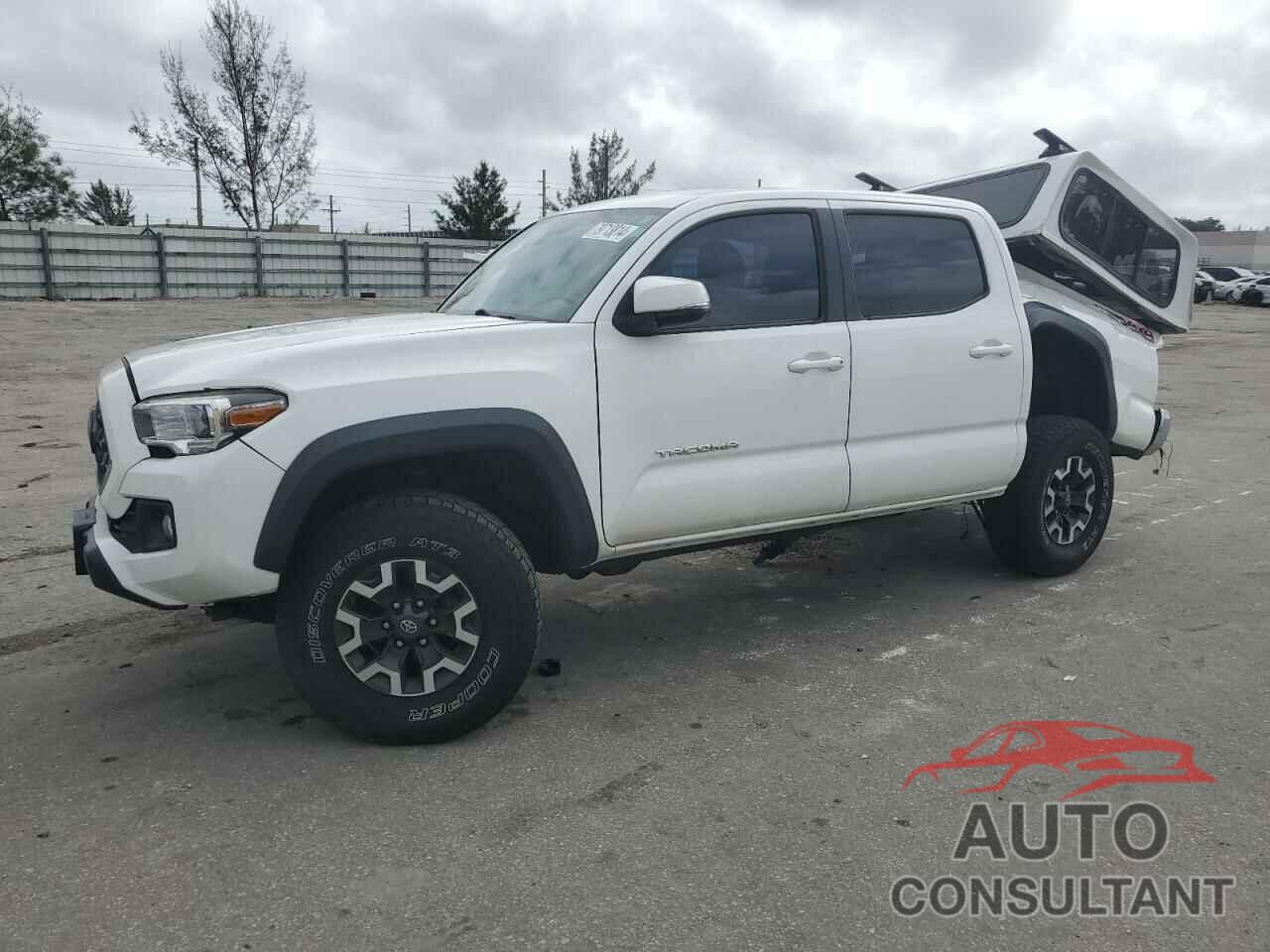 TOYOTA TACOMA 2019 - 5TFCZ5AN1KX209607