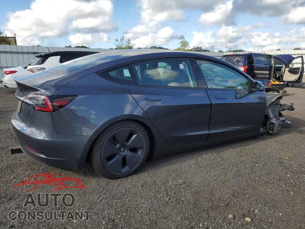TESLA MODEL 3 2022 - 5YJ3E1EA4NF207909